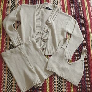 PRETTY LITTLE THING 3 piece set